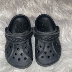 Crocs toddler black size 6